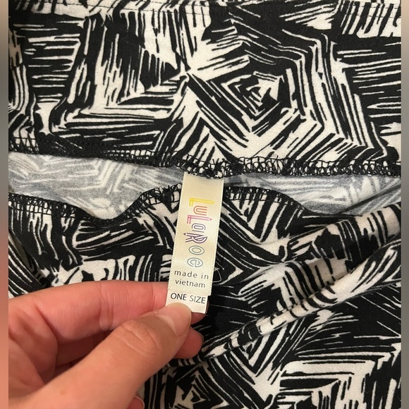 Lularoe Leggings - Picture 2 of 2